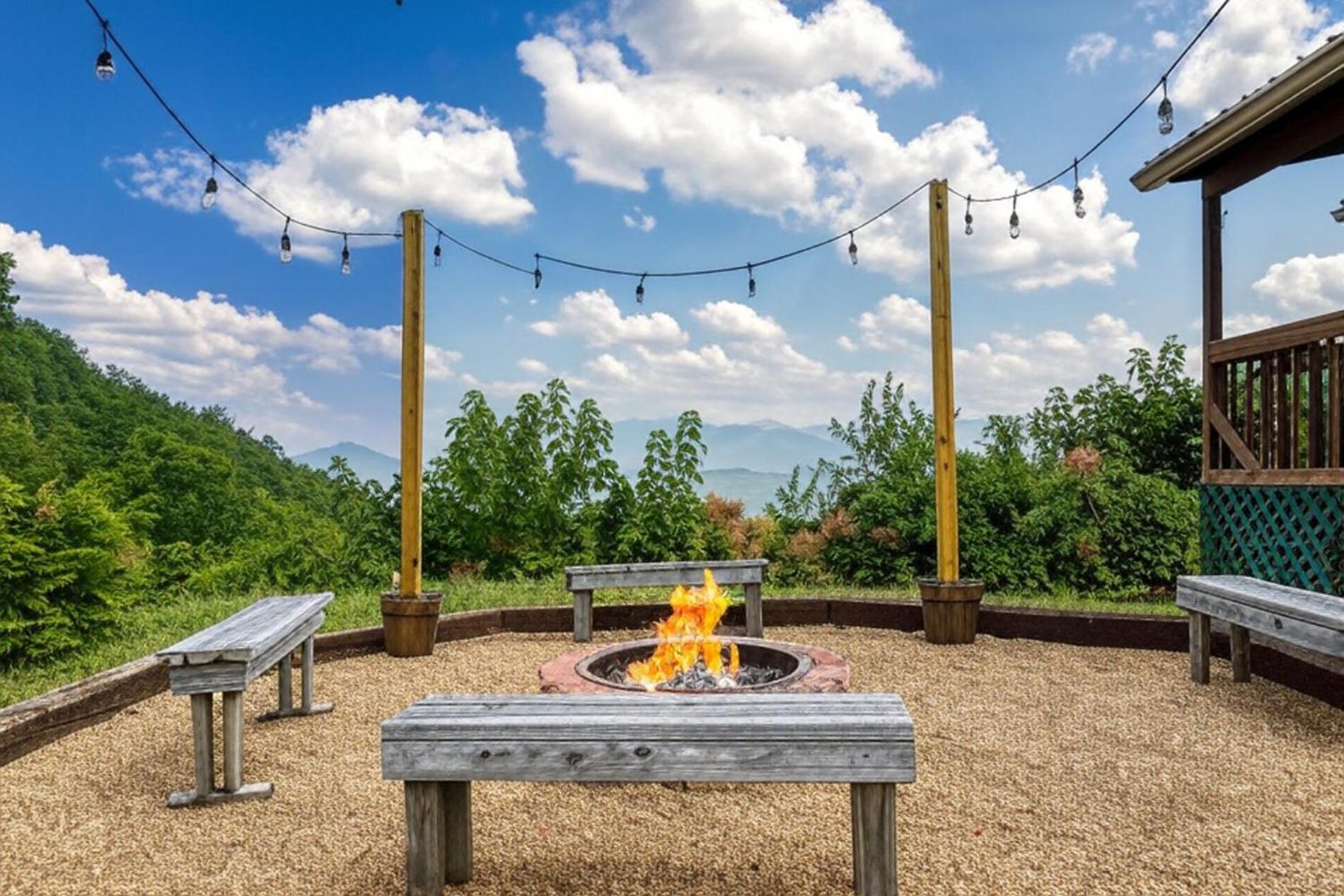 Breathtaking View, Hot Tub, 1089 Of Free Attraction Tickets For Each Paid Day, Dollywood And More! Sevierville Kültér fotó
